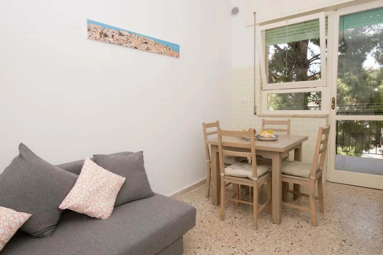 노토 Casa Vacanze L'Asinello 아파트 0*,  이탈리아