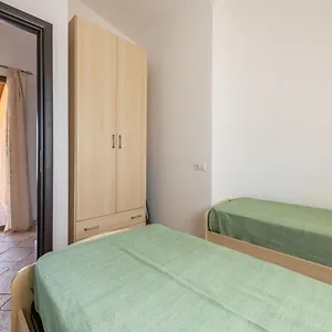 Roberta , Villasimius Italia
